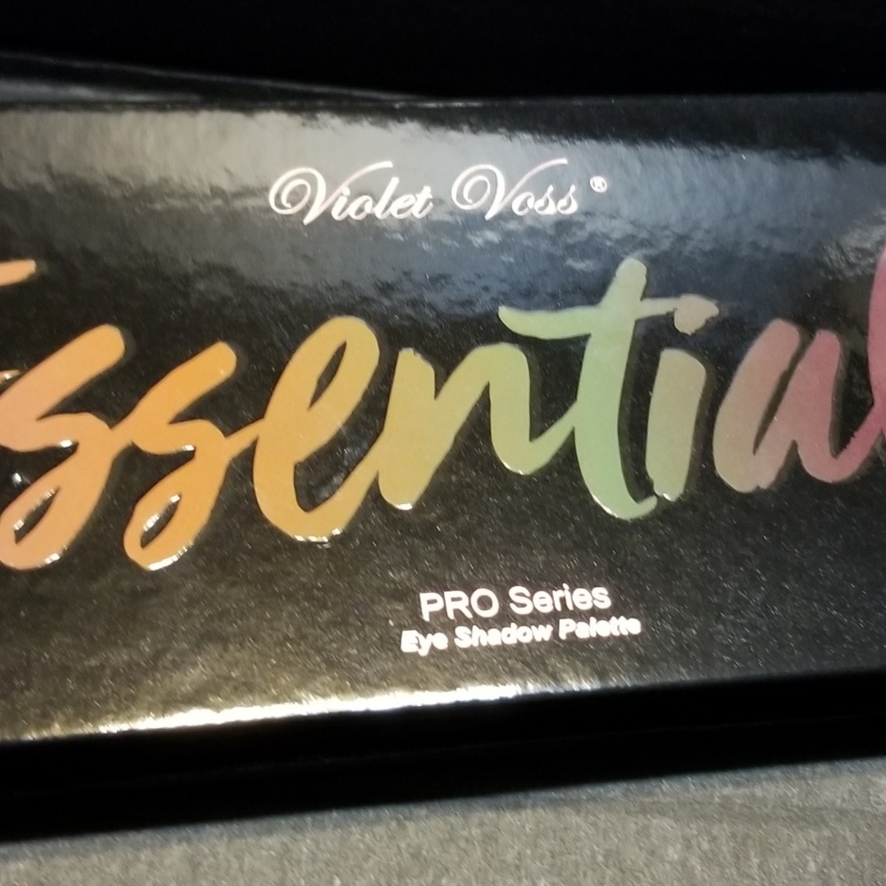 Eyeshadow palette